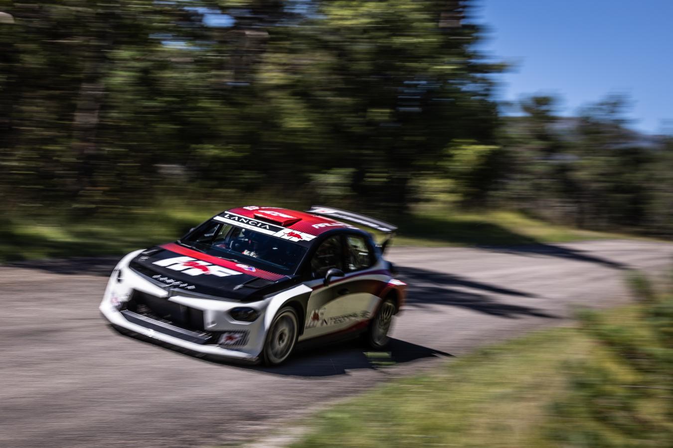 Cliquez sur l'image pour la voir en taille réelle 

Nom : 		NewLanciaYpsilonRally2HFIntegrale (7).jpg 
Affichages :	19 
Taille :		134,7 Ko 
ID : 			301