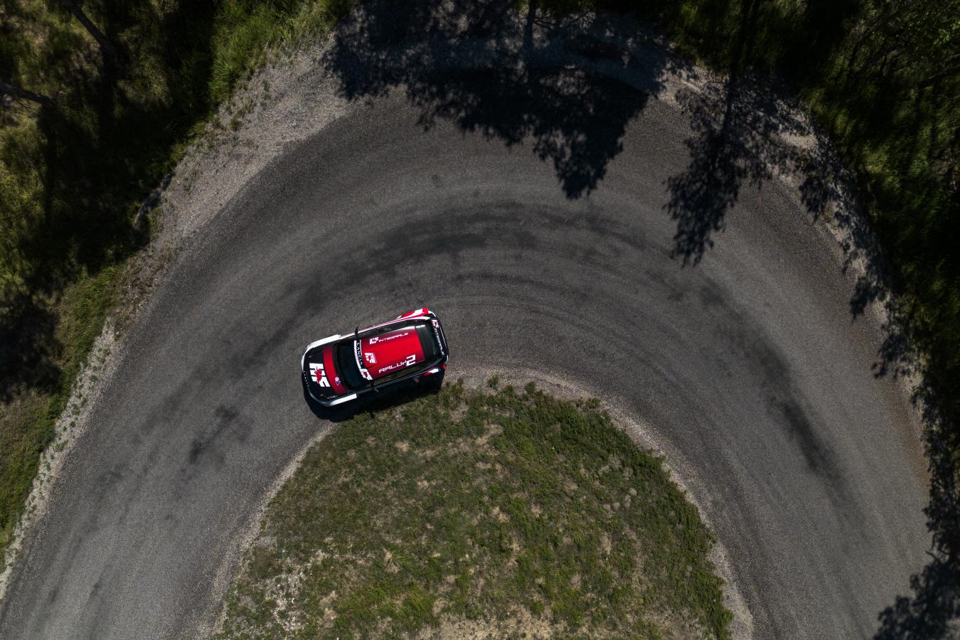 Cliquez sur l'image pour la voir en taille réelle 

Nom : 		NewLanciaYpsilonRally2HFIntegrale (1).jpg 
Affichages :	19 
Taille :		210,0 Ko 
ID : 			303