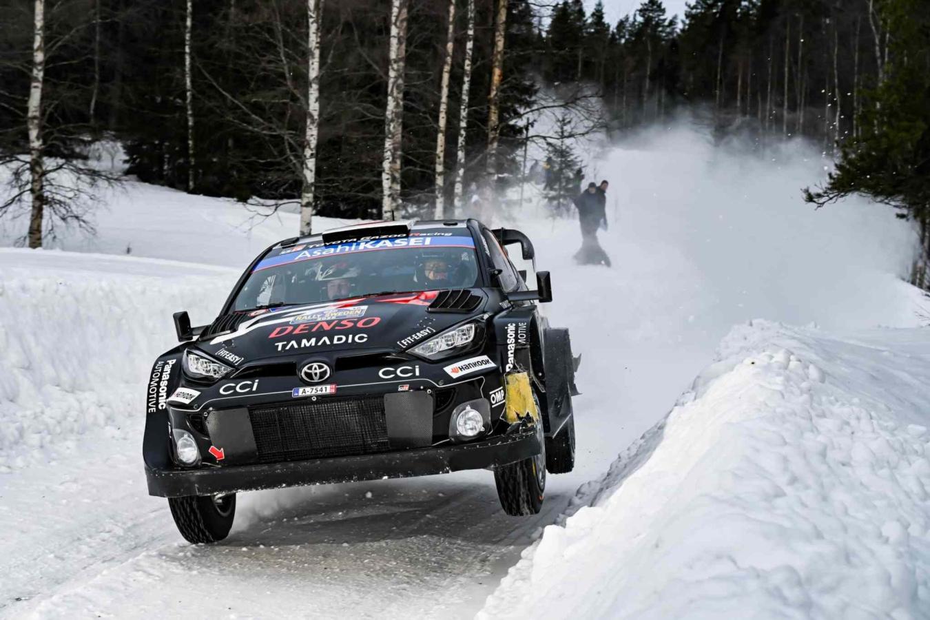 Cliquez sur l'image pour la voir en taille réelle 

Nom : 		Katsuta02SWE25cm139-scaled.jpg 
Affichages :	0 
Taille :		147,4 Ko 
ID : 			518